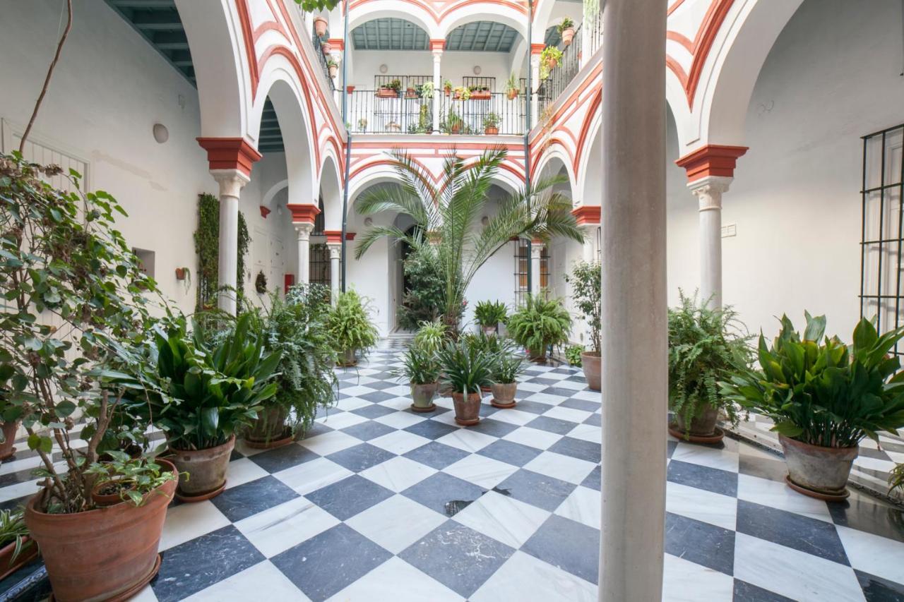 Alohamundi Alfalfa Sevilla Buitenkant foto