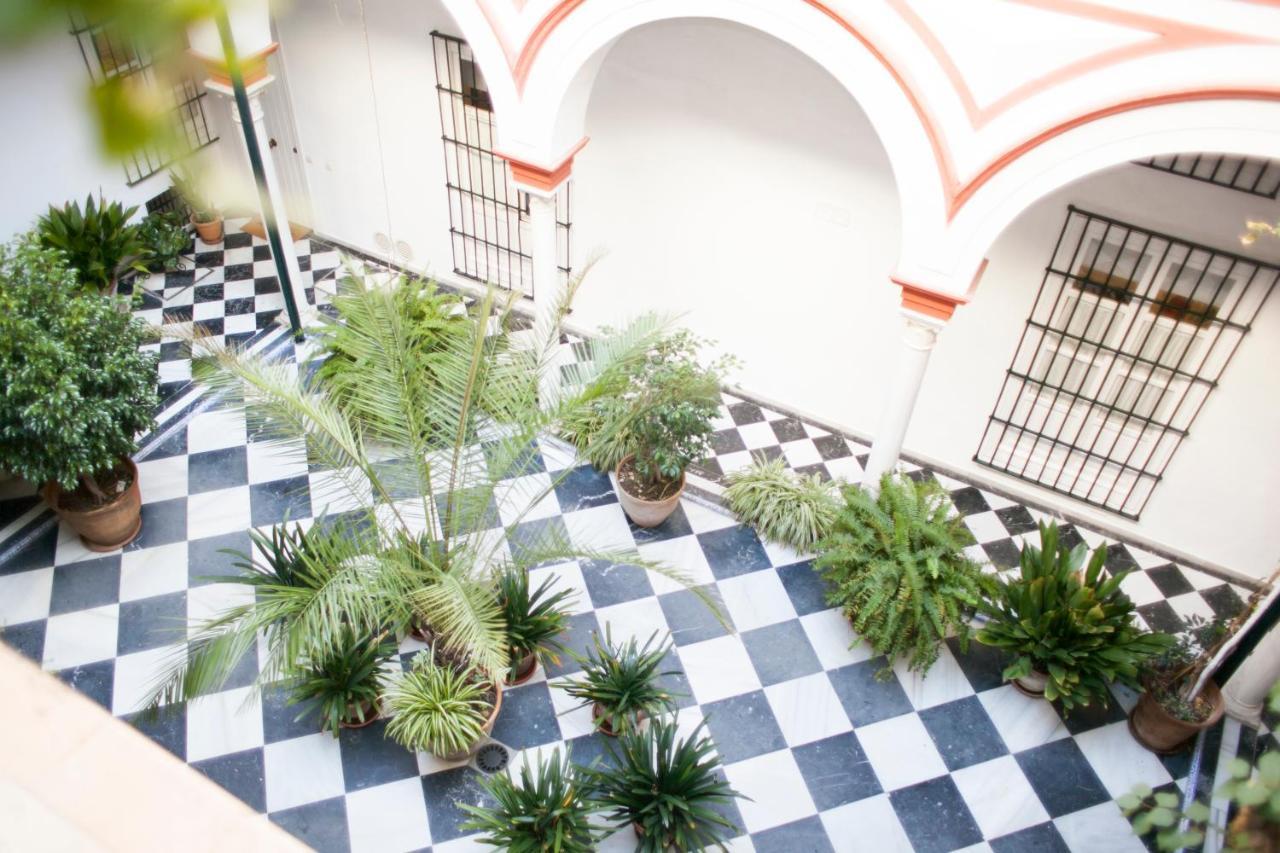 Alohamundi Alfalfa Sevilla Buitenkant foto
