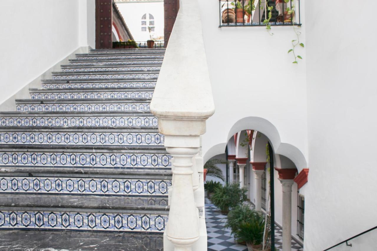Alohamundi Alfalfa Sevilla Buitenkant foto